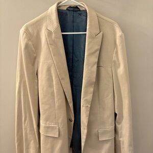 👔 Sophisticated Hugo Boss Blazer – Classic Beige (42R) 👔